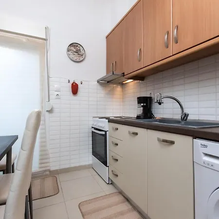 Apartment F & B Collection - For 5 Thessaloniki